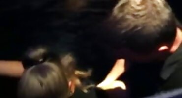 Ebony ກັບ cock ສີດໍາຂະຫນາດໃຫຍ່ trolling ຜິວຫນັງສີແດງ