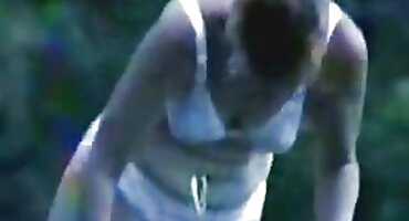 ການຮ່ວມເພດໃນສາທາລະນະທີ່ມີ bitch ຜິວເນື້ອສີຂາວ hentai slutty