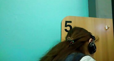 Stupid ດູດອ້າຍທີ່ບໍ່ແມ່ນ native ສໍາລັບ silence ສຸດ sho ລາວ