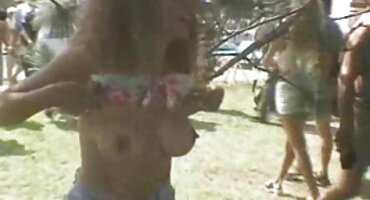 ນັກທຸລະກິດສົບຜົນສໍາເລັດ fucked ໃນກົ້ນໂດຍ Babitter ງາມ