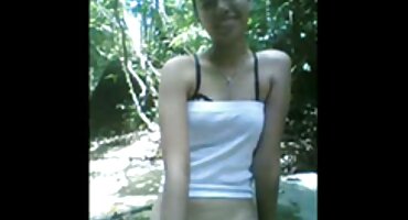 ນັກຈິດຕະສາດດຶງຄົນເຈັບ Busty ຢ່າງສະຫງ່າລາສີໃນ Kukan