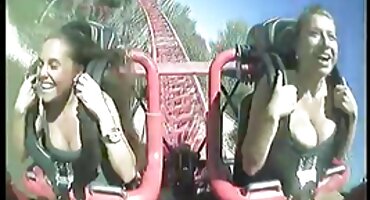 ພັນລະຍາ furtively vibrator pussy ຫລັງເຮືອນເນື່ອງຈາກວ່າຜົວສິ້ນຫວັງ