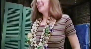 ແມ່ຂອງເພື່ອນໄດ້ຊັກຊວນໃຫ້ເວີຈິນໄອແລນສອນເພດ