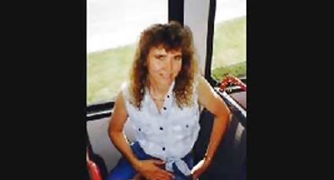 ຜົວພືດ busty slut ໃນ asshole ໃນຂະນະທີ່ຄົນຮັກຂອງນາງໄດ້ຮັບ fucked