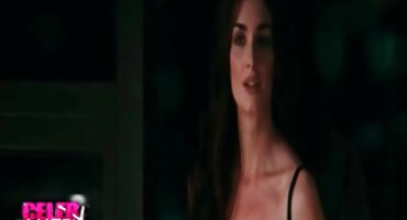 Stepsister ຫນຸ່ມ seduced ອ້າຍທີ່ມີປະສົບການສໍາລັບ fuck super