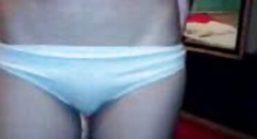 Guy ເຮັດໃຫ້ເພື່ອນ cuni ໃນຂະນະທີ່ເດັກຍິງ 18+ນິ້ວມື