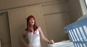 ນັກບັນຊີຫນຸ່ມ fucked ນາຍຈ້າງ,ເພາະວ່າແມ່ຍິງຜູ້ໃຫຍ່ຕ້ອງການການຮ່ວມເພດ