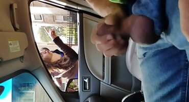 Hentai Lesbians ໄວ້ວາງໃຈຫົວນົມຈັດແຈງການຮ່ວມເພດ triple ກັບຫມູ່ເພື່ອນ