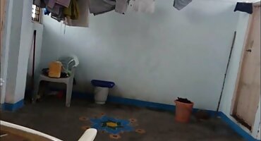 ເບິ່ງ dick ດ້ວຍ eyebrows ກວ້າງ,tits ໃຫຍ່ແລະຄູ່ຂອງແວ່ນຕາ