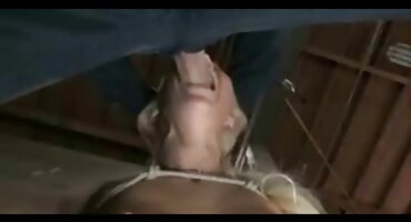 ສໍາລັບການຍ່າງປ່າໃນສະໂມສອນ,ການລົງໂທດຈະເປັນ cum ຂອງພໍ່ແລະ fucking ກັບພໍ່ໃນ Pussy