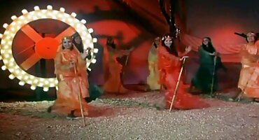 ແມ່ຍິງໄດ້ຖືກປະໄວ້ໃນວົງມົນຫຼັງຈາກກອງປະຊຸມປິ່ນປົວກຸ່ມ