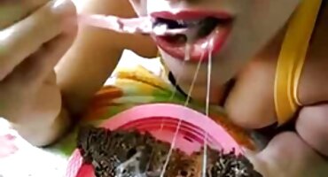 Schoolgirl ຜິວເນື້ອສີຂາວ fucks anal ກັບຜູ້ອໍານວຍການສໍາລັບການປ່ອຍສິນເຊື່ອ