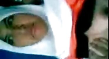 ຜູ້ຮັບໃຊ້ໄດ້ຈັດຕັ້ງ mistress passionate porn ໃນທັງສອງຮູ