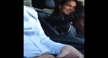 ຄວາມງາມ Redhead busty ໄດ້ຮັບ Cunnilingus ຈາກ Tler