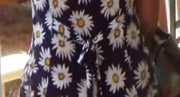 ສຸຂະພາບ ebony pussy fucked ໂດຍ bitch ສີຂາວແລະ cumshot