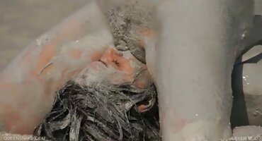 ເວີຈິນໄອແລນທີ່ມີ tits ໃຫຍ່ຂໍໃຫ້ tear hymen