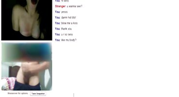 ການນວດແມ່ຍິງມັກແມ່ທີ່ສວຍງາມດ້ວຍລູກໄກ່ໃນນ້ຳມັນ