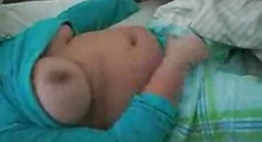 Ebony ໃນລົດ fucked ໂດຍຜິວເນື້ອສີຂາວ busty