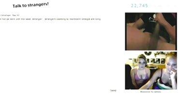 Cums cock ສຸຂະພາບໃນກົ້ນຂອງສອງ bitches ເປື້ອນ